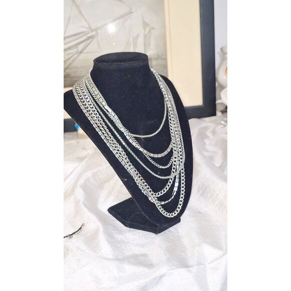 A Jessica Simpson Multi Strand Women's Necklace Silver Tone Elegant Fashion - Picture 1 of 11